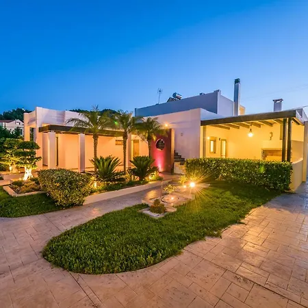 Filerimos Oasis Luxury יאליסוס