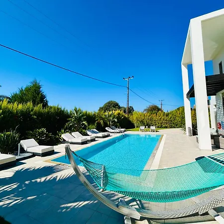 Filerimos Oasis Luxury Villa Lalyssos